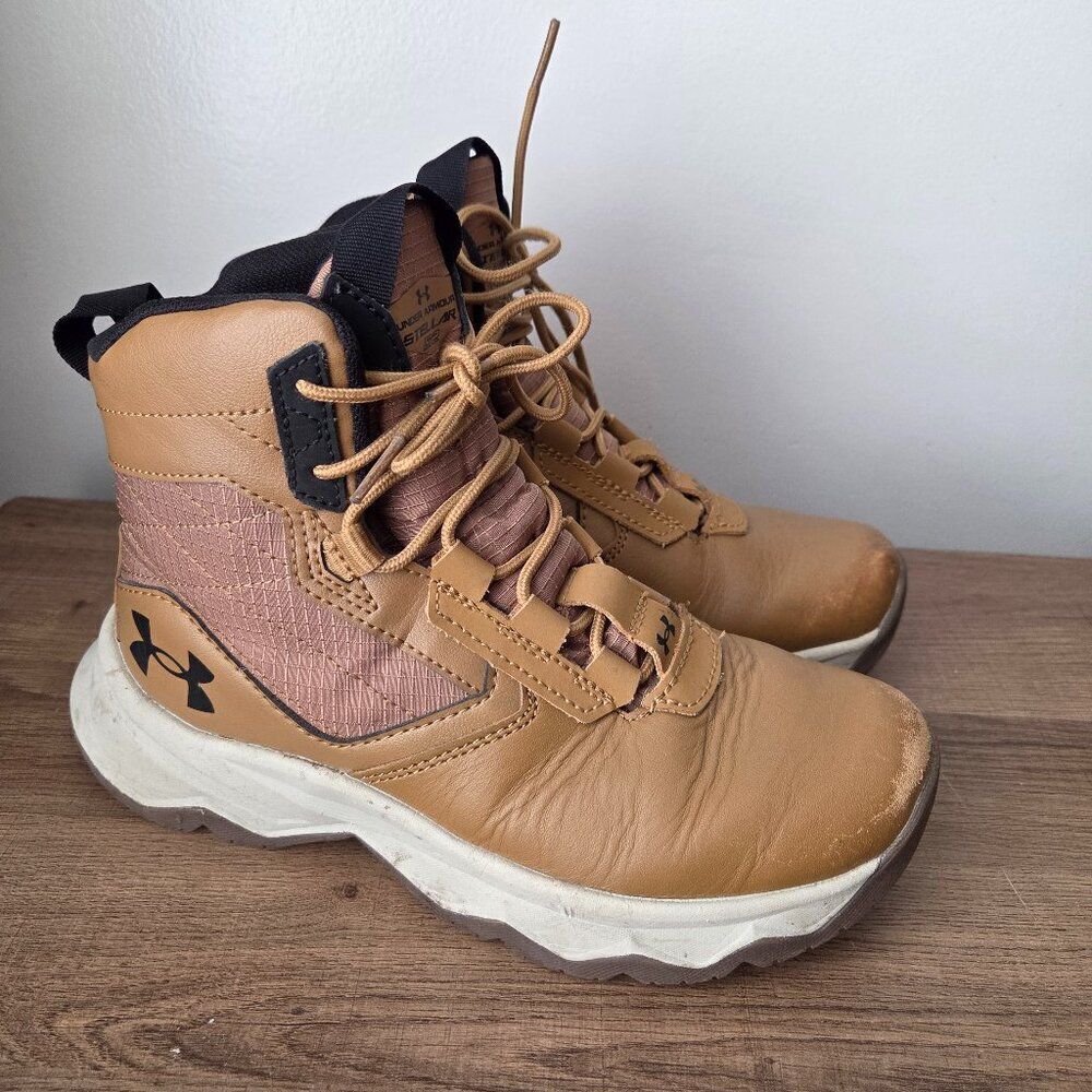 UNDER ARMOUR STELLAR KIDS / YOUTH BOOTS SIZE 4.5 Y
